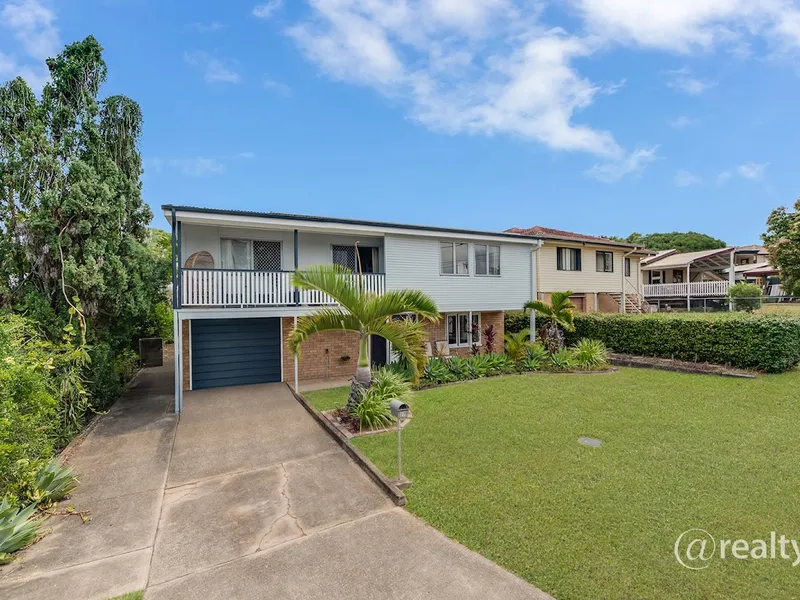 Lazy Days on Loncroft!