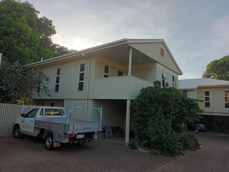 Secure complex fully furnished large townhouse