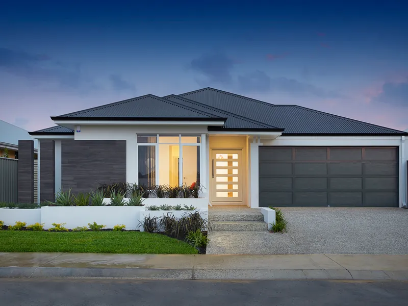 STUNNING CUSTOM DESIGNED LARGE FAMILY HOME