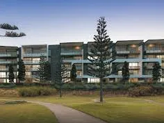 Luxurious Lake View Unit