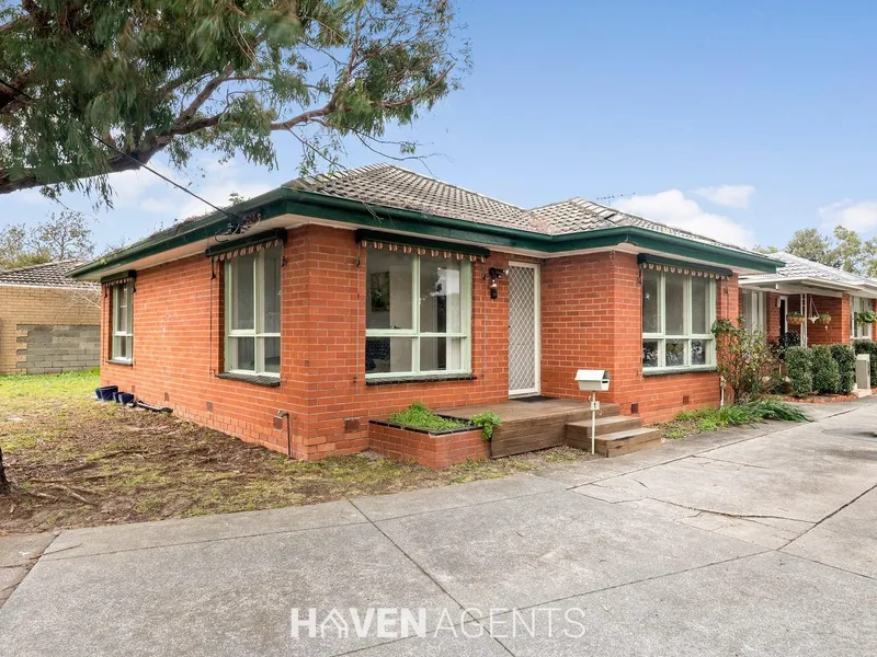 FRESHLY PAINTED THREE BEDROOM UNIT IN PRIME LOCATION! | HAVEN AGENTS