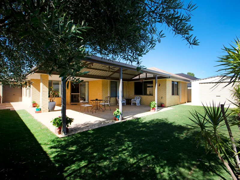 Nothing To do - Fantastic 4 x 2 Family Home!