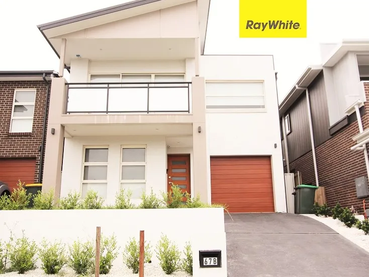 Prestige and Modern living- in the heart of Macarthur
