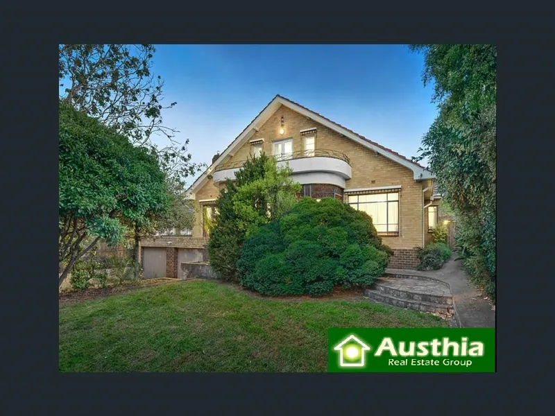 Centre Of Surrey Hills -Close To Everything 