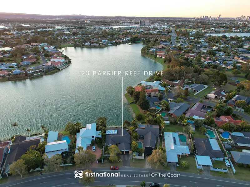 The Rarest Of Lakefront Views Spanning Over Half A Kilometre