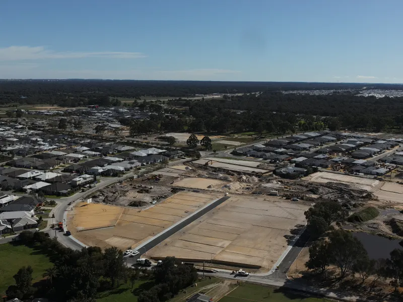 Titled Lots in a Prime Location