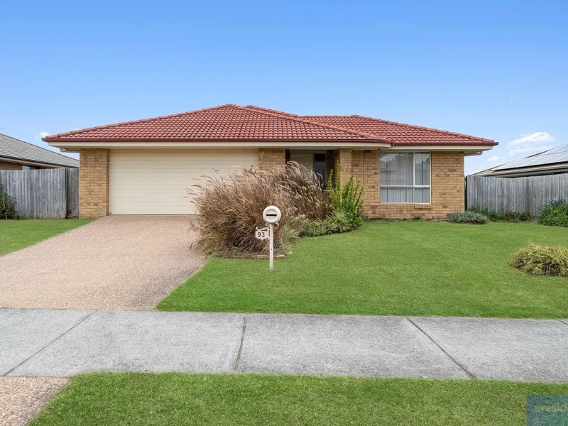 For Lease: Charming 4-Bedroom Family Home in Lowood, QLD!