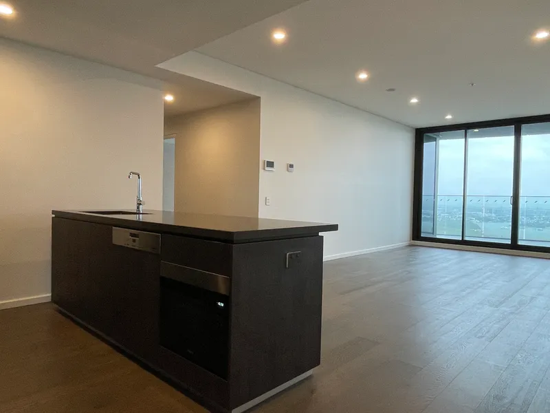 Huge 105sqm Internal Living with Unparalleled Harbour Bridge And City Views I