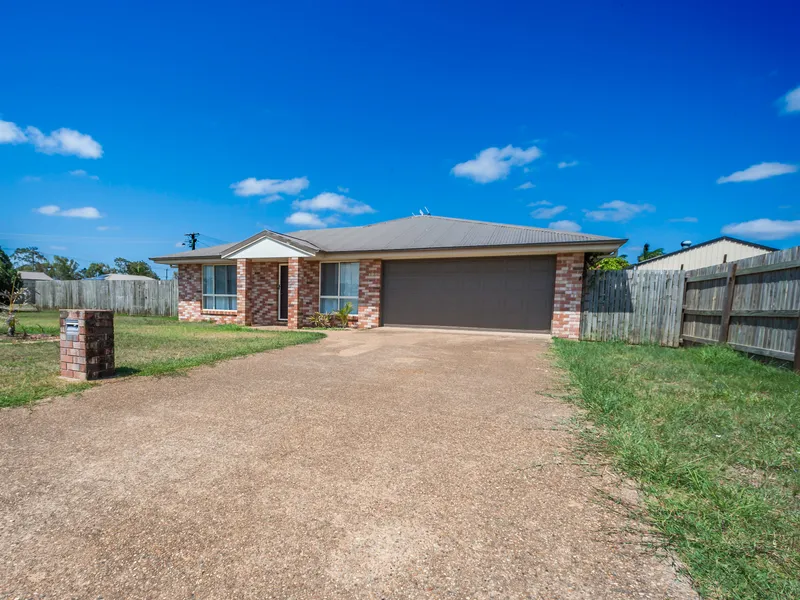 LOW SET FAMILY HOME CLOSE TO DAY CARE & PUBLIC TRANSPORT