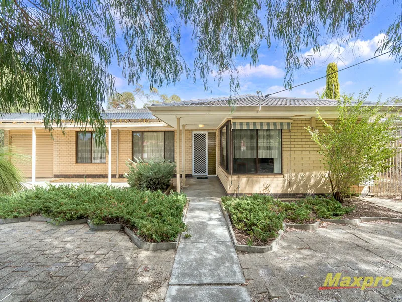 3 Bed x 2 Bath 825sqm Corner Site