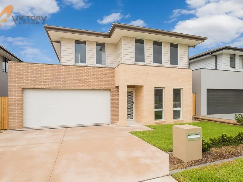 Near new 4 bedroom home house for rent in Schofields