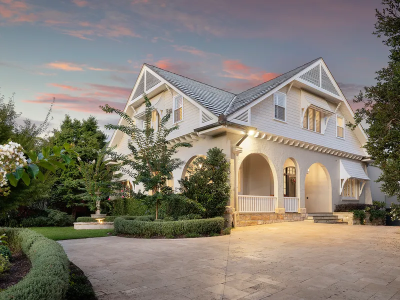 Old and New Converge in Killara’s Finest Street