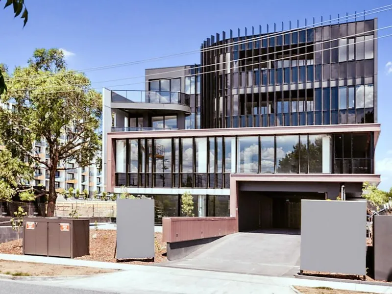 Modern 2 Bedroom 2 Bathroom Apartment in Sandringham.