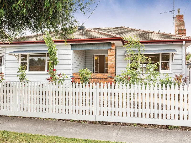 The Perfect Central City Renovator Close to CBD and Station