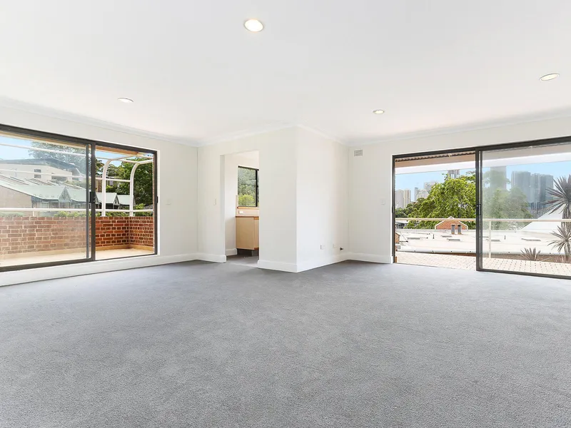 Large two bedroom unit with city views