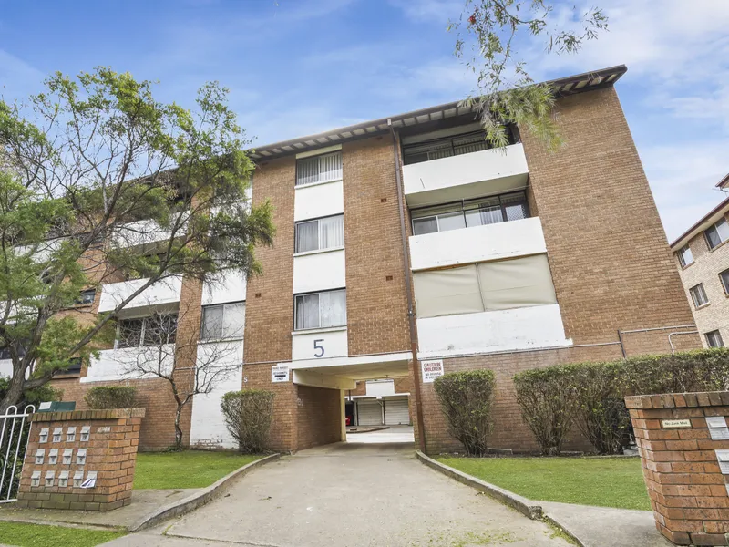 Century 21 The Paramount Group