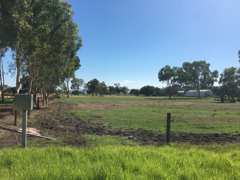 Rural Industrial Estate - Live and work on same property