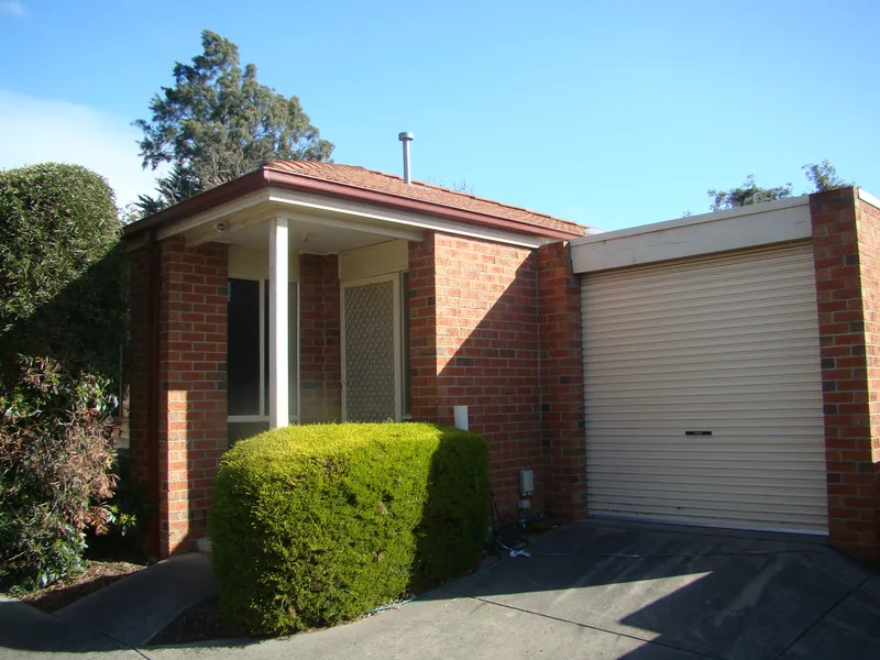 CUTE & COSY ON QUARRY