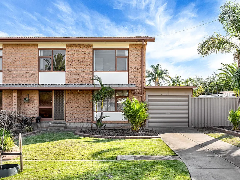 Fantastic updated townhouse 