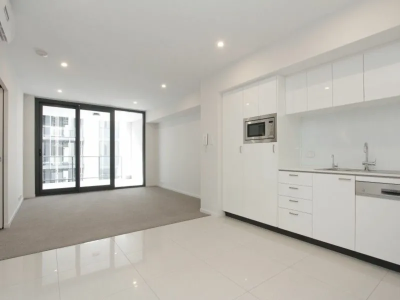 ULTRA MODERN WITH ALL THE AMENITIES