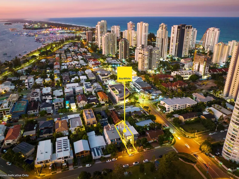 Luxury 5 level villa with rooftop terrace opposite parkland