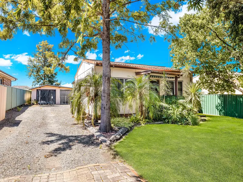 HOUSE + RETREAT | DUPLEX POTENTIAL!