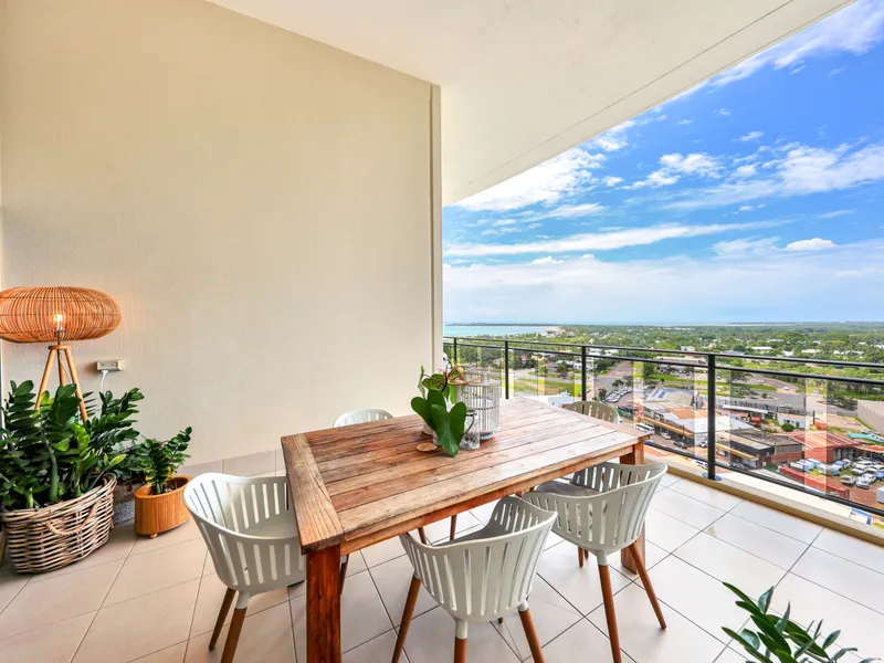 Top Floor! Top Views!