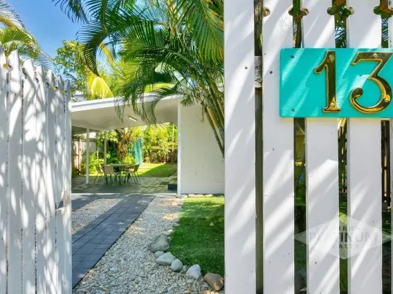 Beachside Setting & Pet Friendly