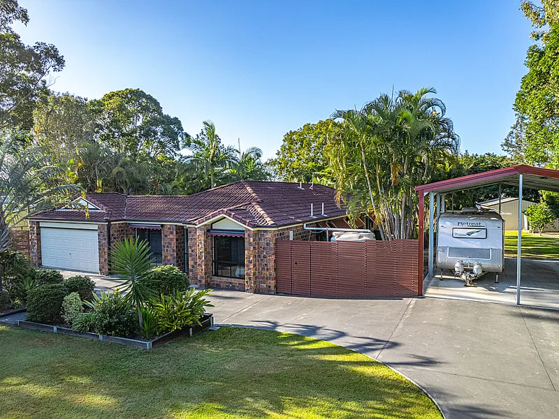 Acreage Lifestyle Living That Ticks All The Boxes