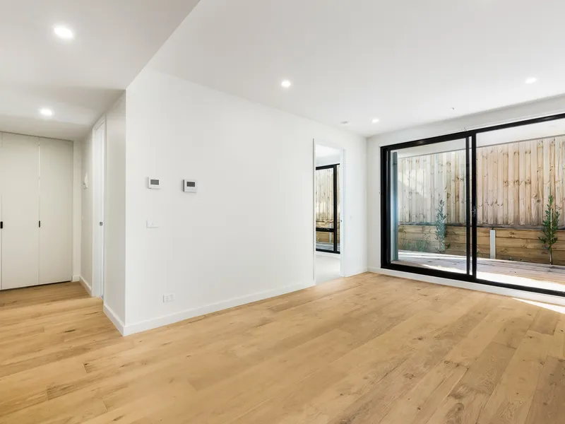 LUXURIOUS LIVING IN BRIGHTON