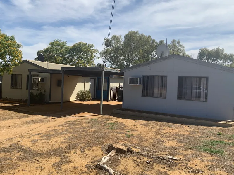 TWO 3X1 HOMES ON ONE BLOCK!!