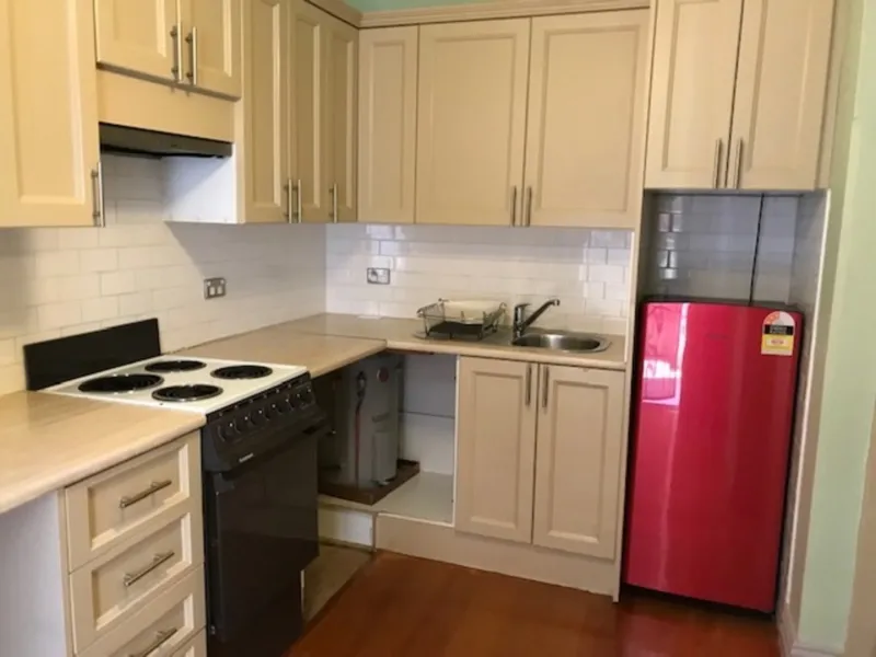 Stunning Studio Apartment + 1 WEEK FREE RENT