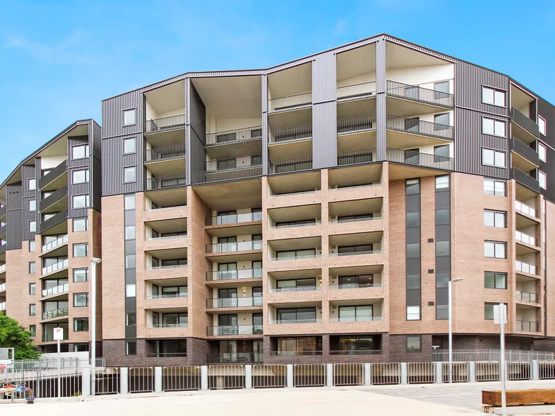 IMPRESSIVE THREE BEDROOM LUXURY APARTMENT IN SUMMER HILL – FLOUR MILL