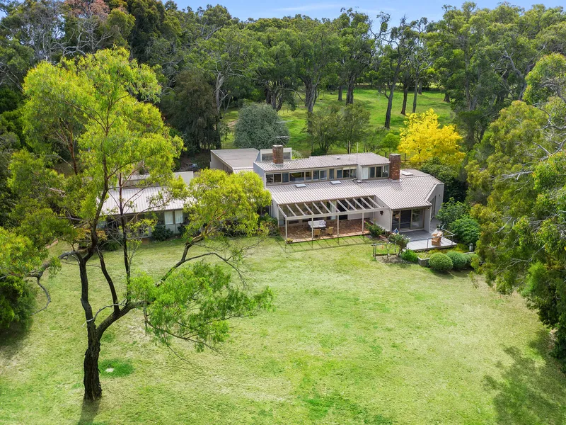 ‘YOORAMI’- Substantial rural holding on 63 acres