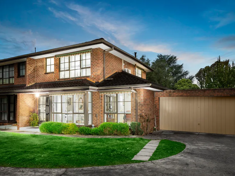 Alluring, Low-Maintenance Lifestyle