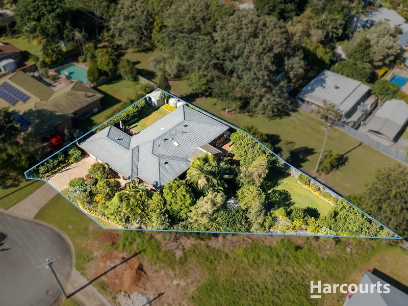 Tranquility and Space for Your Big Family to Enjoy!