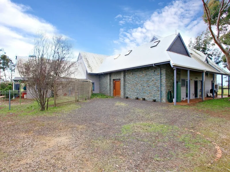 URBAN Living on 10 ACRES