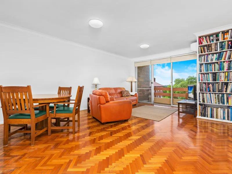 Perfect Position and Location Located on the Top Floor