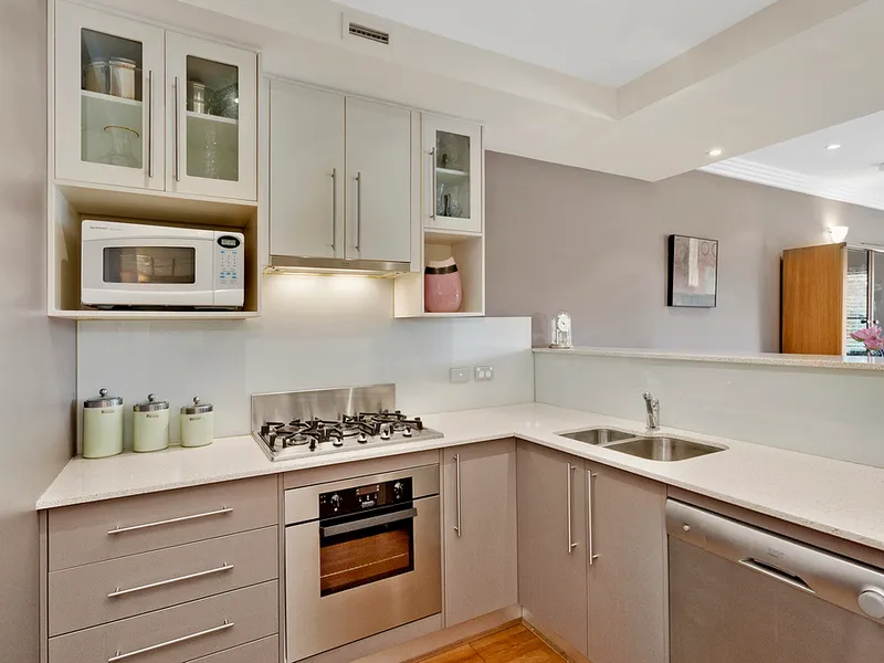 Modern Unit with Covered Outdoor Space