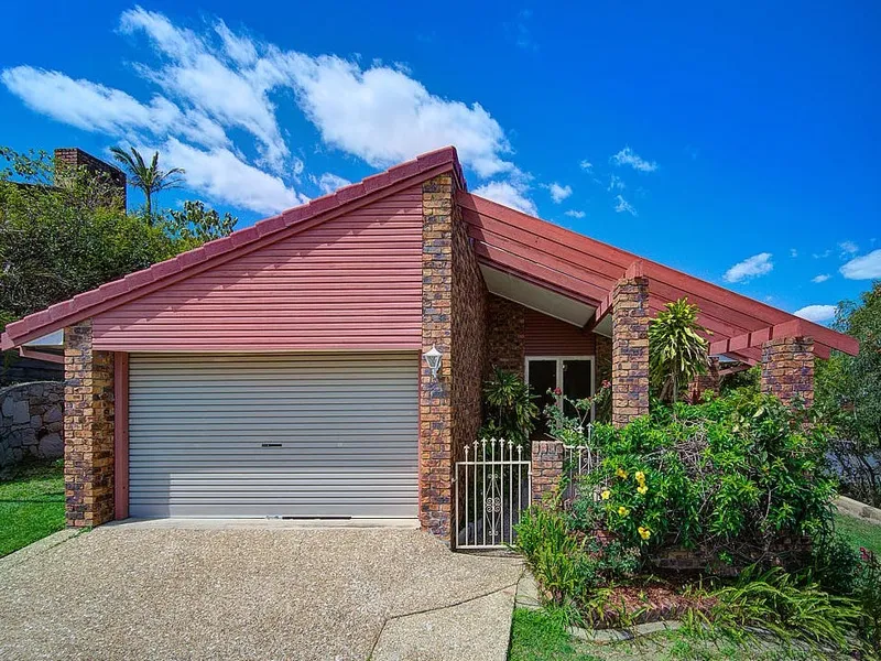 Beautiful renovated 3 bedroom family home