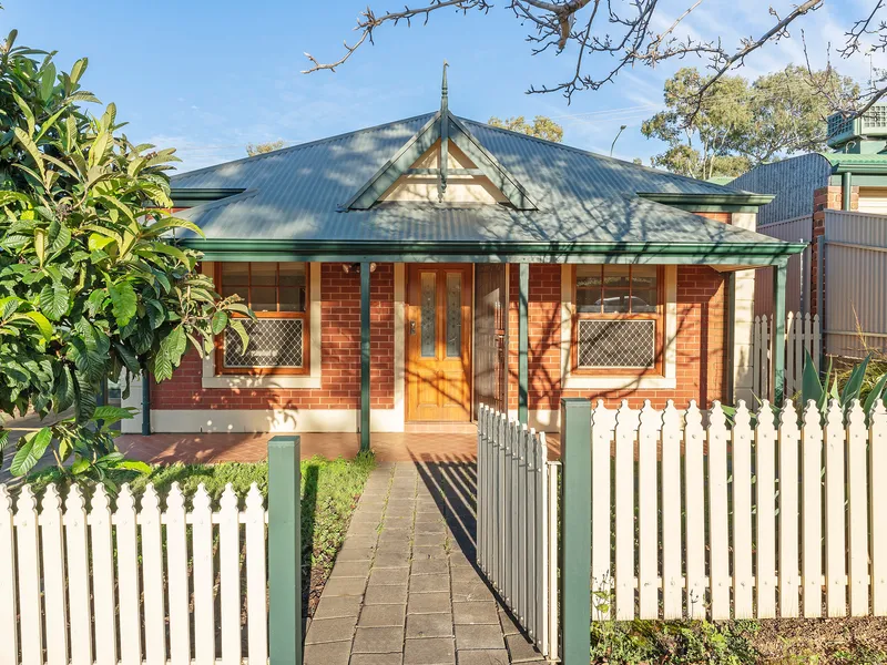 ATTENTION FIRST HOME BUYERS, INVESTORS + DOWNSIZERS!
