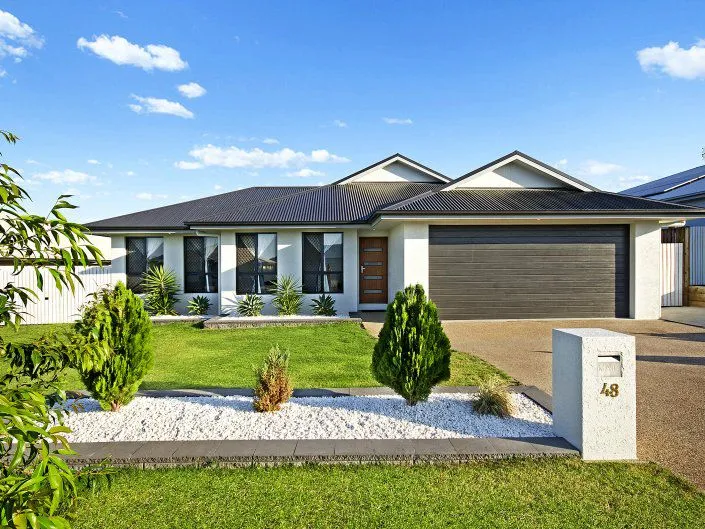 Large Home in Bushland Beach