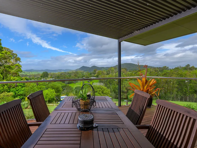 Country Living in A Beautiful Setting