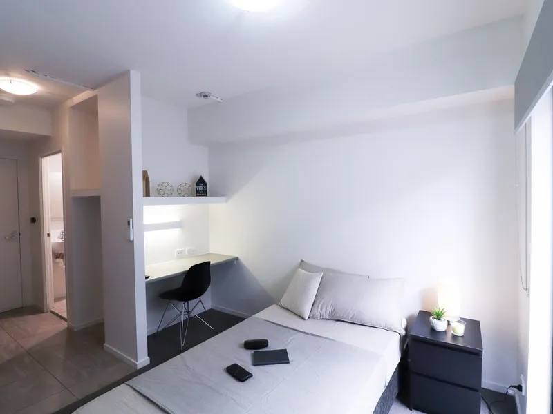 Modern Studio Units available in the inner north side - Fully furnished with all bills included at only $250 p/w!!