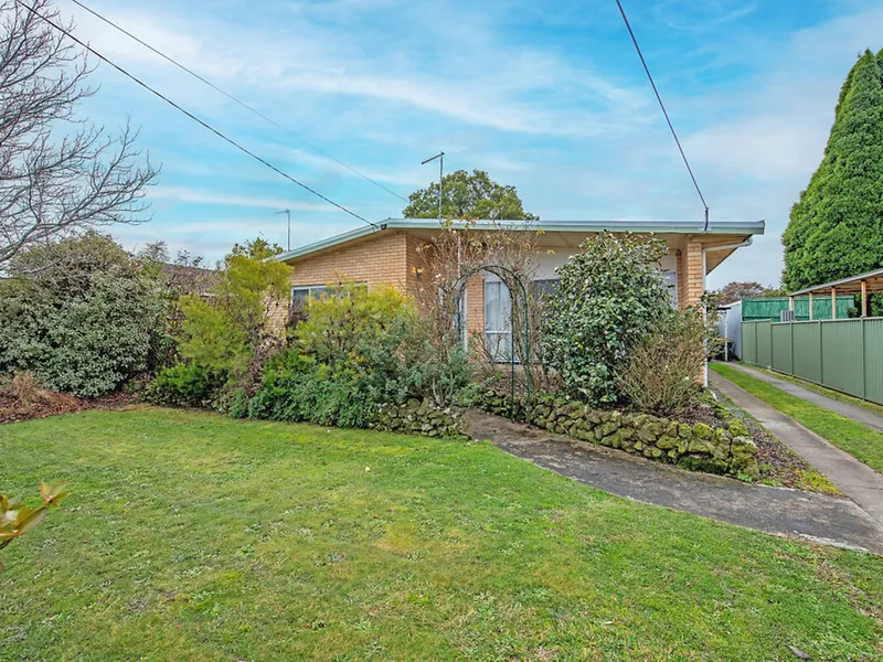 Incredibly Neat Wendouree Investment 