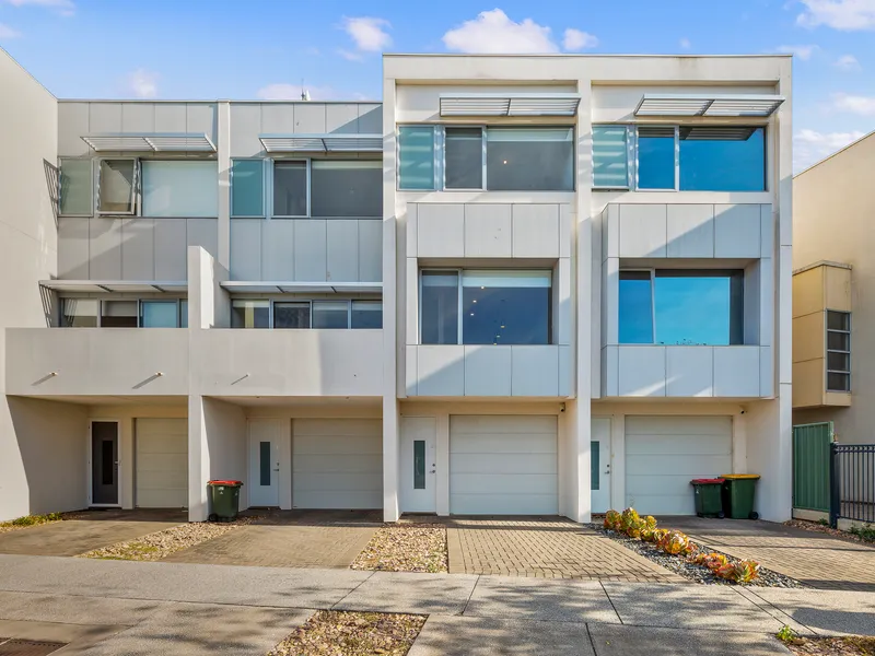 Tri-Level Townhouse in Terrific Locale