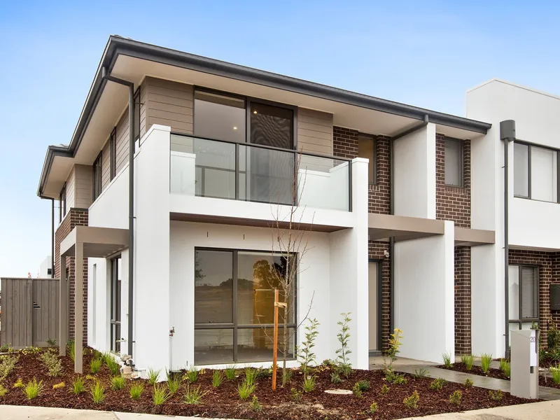 Harcrest- Contemporary town house