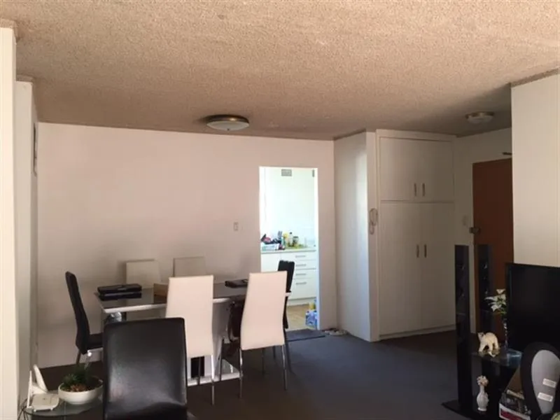 ONE WEEK FREE RENT!!!