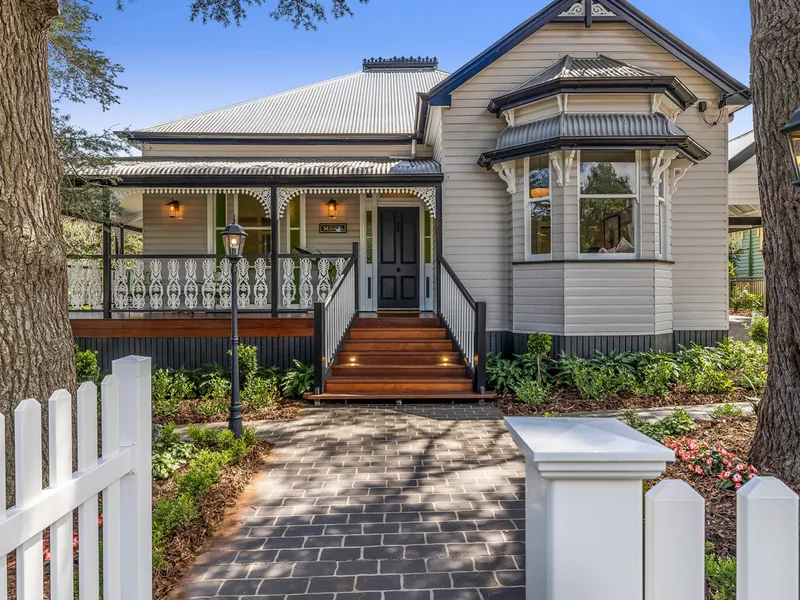 'Miralee' - 1914 Colonial In The Sought after Caledonia Estate