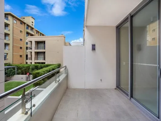 Ultra-convenient apartment in the heart of Manly